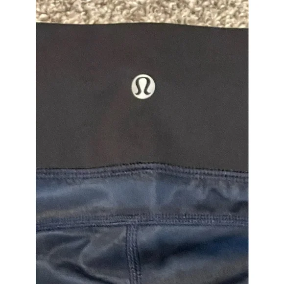 Lululemon Women’s Run: Top Speed Crop, Size 4, 17” Inseam, EUC - Picture 3 of 5